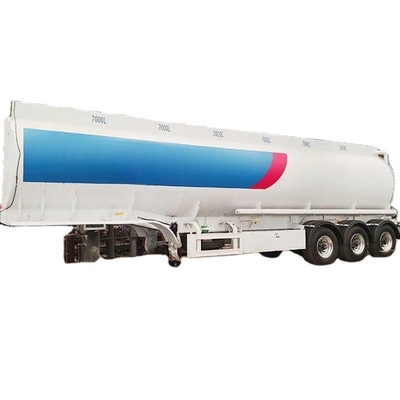 Desain proses terbaru dari CIMC adalah semi trailer medium cair tiga sumbu yang terbuat dari baja kekuatan tinggi.