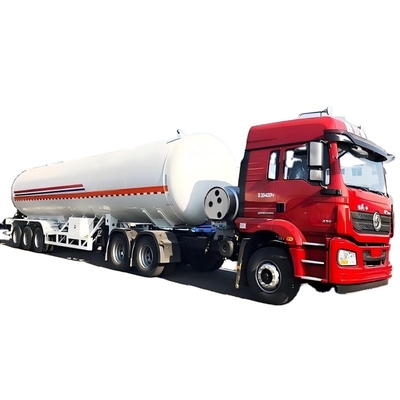 Desain proses terbaru dari CIMC adalah semi-trailer tangki bahan bakar tiga sumbu yang terbuat dari baja bertenaga tinggi.