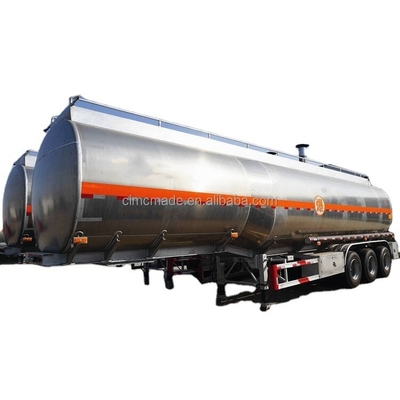 Desain proses terbaru dari CIMC adalah semi trailer medium cair tiga sumbu yang terbuat dari baja kekuatan tinggi.