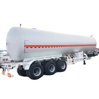Desain proses terbaru dari CIMC adalah semi trailer medium cair tiga sumbu yang terbuat dari baja kekuatan tinggi.