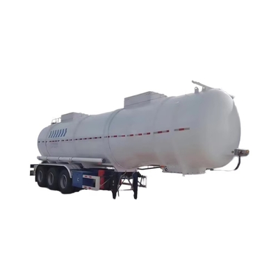 Desain proses terbaru dari CIMC adalah semi trailer medium cair tiga sumbu yang terbuat dari baja kekuatan tinggi.