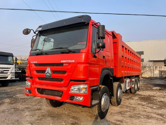 Howo Brand 8x4 Dump Truck 375/450 Kekuatan kuda Transmisi manual Diesel bahan bakar Kondisi baru populer untuk konstruksi
