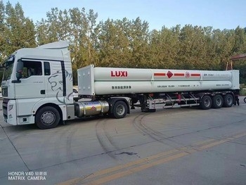 Tank LPG Semi Trailer Keamanan Tinggi Untuk Pengangkutan Gas Minyak Limbah yang Aman dan Efisien