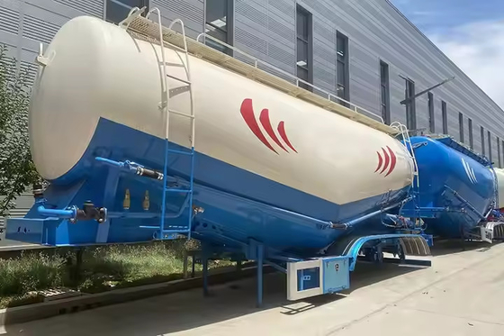 Tanker Silo 3-Axis Semi Trailer 40 45 50 Ton Transportasi Bubuk untuk Cement High Demand Kargo & Trailer Utilitas